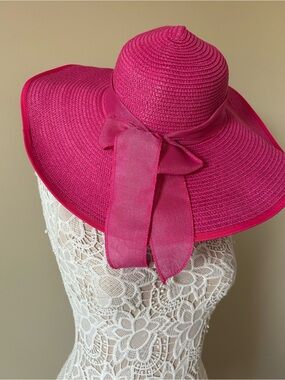 Women's Wide-Brim Fuchsia Sun Hat with Ribbon Bow